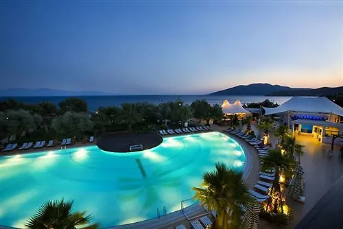 Latanya Park Resort Yaliciftlik Hotel